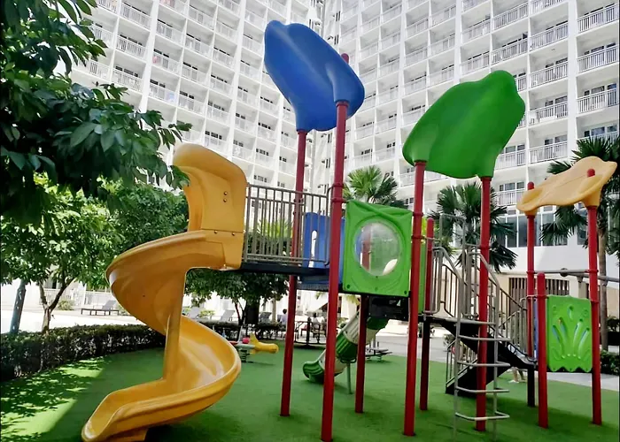 The C Place Mla Aparthotel Manila
